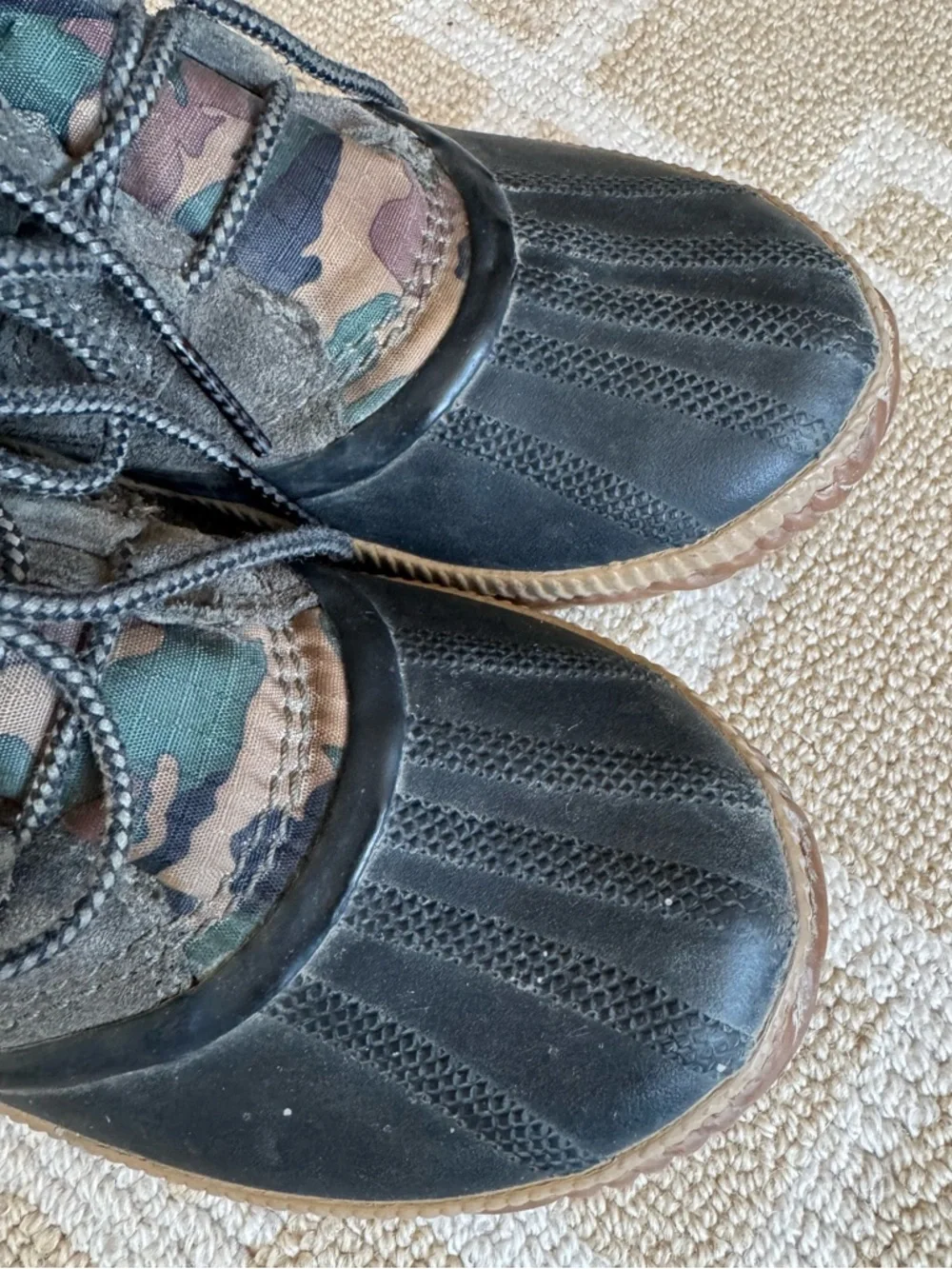 Sorel Out N About Duck Boots Waterproof Rain Shoes Suede Brown Camo Size 7
